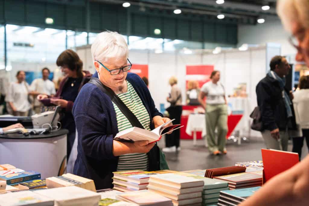 Viel Literatur zum Schmökern, Schmunzeln und Ratgeber.